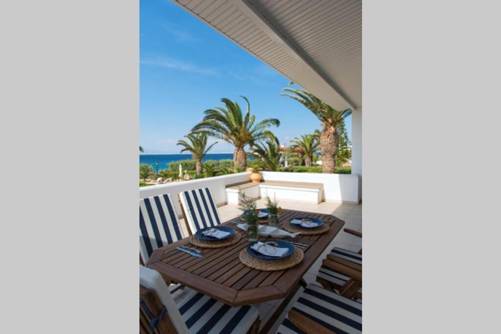Palmaya Villa, Unique Seafront Experience Vagia  Esterno foto